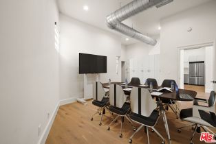 Residential Income, 215 Windward ave, Venice, CA 90291 - 10