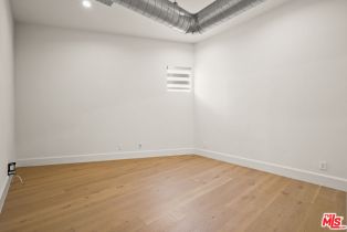 Residential Income, 215 Windward ave, Venice, CA 90291 - 24