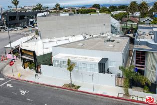 Residential Income, 215 Windward ave, Venice, CA 90291 - 3