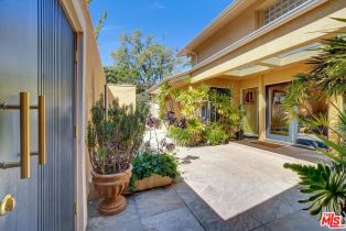 , 21749 Planewood dr, Woodland Hills, CA 91364 - 7