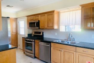 , 3007 Jolley dr, Burbank, CA 91504 - 6