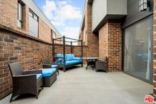 Condominium, 9321 Burton way, Beverly Hills, CA 90210 - 7