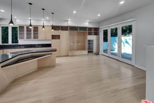 Single Family Residence, 13424 Contour dr, Sherman Oaks, CA 91423 - 23