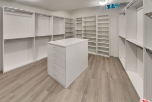 Single Family Residence, 13424 Contour dr, Sherman Oaks, CA 91423 - 9