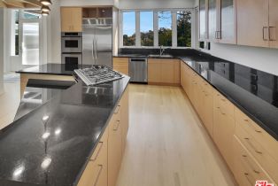 Single Family Residence, 13424 Contour dr, Sherman Oaks, CA 91423 - 53