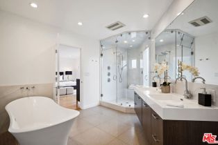 Single Family Residence, 15224 Encanto dr, Sherman Oaks, CA 91403 - 32