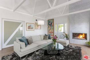 , 1264 Ozeta ter, West Hollywood , CA 90069 - 3