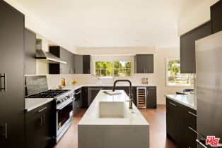 Single Family Residence, 1163 Angelo dr, Beverly Hills, CA 90210 - 19