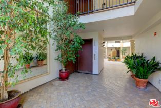 Condominium, 122 Clark dr, West Hollywood , CA 90048 - 4