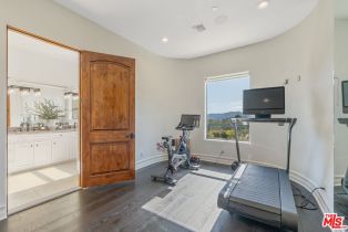 Single Family Residence, 24815 Mulholland hwy, Calabasas, CA 91302 - 37