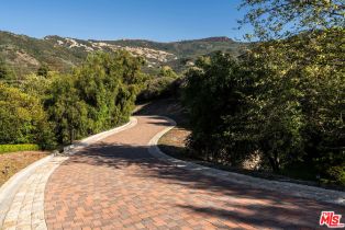 Single Family Residence, 24815 Mulholland hwy, Calabasas, CA 91302 - 53