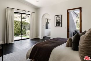 Single Family Residence, 24815 Mulholland hwy, Calabasas, CA 91302 - 38