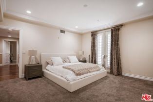 Condominium, 132 Crescent dr, Beverly Hills, CA 90212 - 7