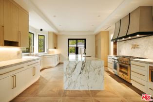 Single Family Residence, 20608 Chatsboro dr, Woodland Hills, CA 91364 - 5