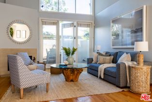 Condominium, 718   Lincoln Blvd, Santa Monica, CA  Santa Monica, CA 90402