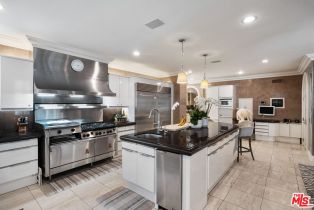 Single Family Residence, 136 Georgina ave, Santa Monica, CA 90402 - 10