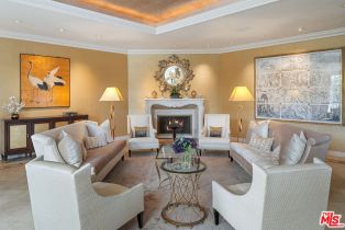 Single Family Residence, 136 Georgina ave, Santa Monica, CA 90402 - 5