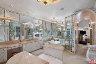 Single Family Residence, 136 Georgina ave, Santa Monica, CA 90402 - 20