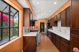 , 22620 Dolorosa st, Woodland Hills, CA 91367 - 9