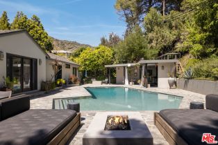 Single Family Residence, 1646 San Ysidro dr, Beverly Hills, CA 90210 - 2