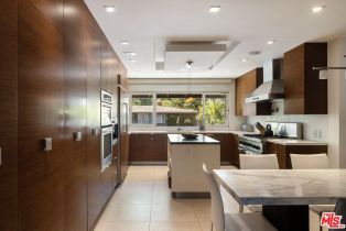 Single Family Residence, 1646 San Ysidro dr, Beverly Hills, CA 90210 - 4