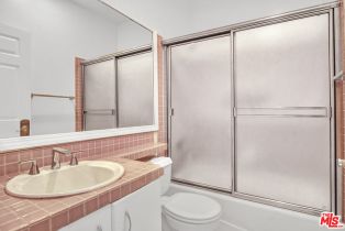 Condominium, 10475 Ashton ave, Westwood, CA 90024 - 12