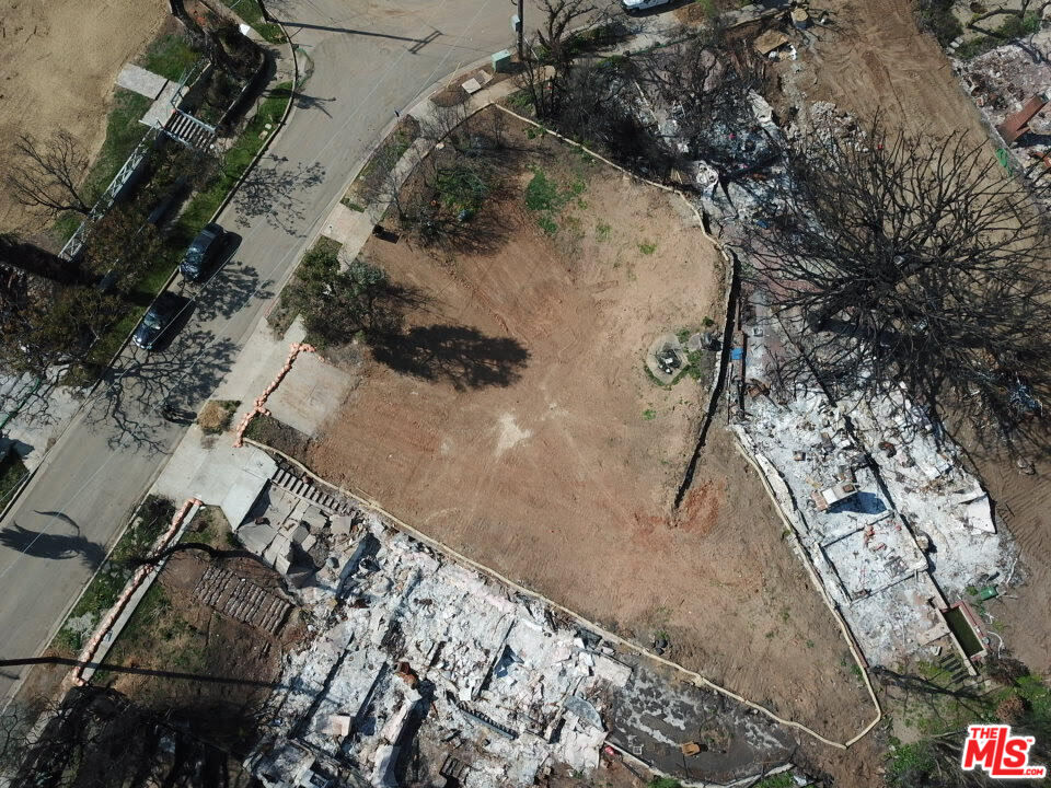 , 576 Erskine dr, Pacific Palisades, CA 90272 - 1