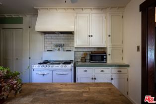 Single Family Residence, 22030 Celes st, Woodland Hills, CA 91364 - 10