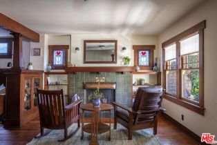 Single Family Residence, 22030 Celes st, Woodland Hills, CA 91364 - 15