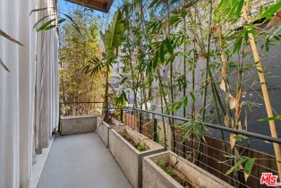 Condominium, 25 Brooks ave, Venice, CA 90291 - 11