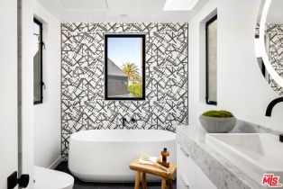 , 1169 Palms blvd, Venice, CA 90291 - 18