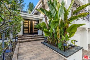 Single Family Residence, 19715 Greenbriar dr, Tarzana, CA 91356 - 2