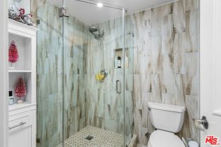 Single Family Residence, 19715 Greenbriar dr, Tarzana, CA 91356 - 10