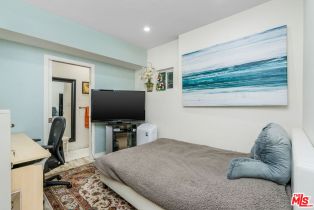 Single Family Residence, 19715 Greenbriar dr, Tarzana, CA 91356 - 13