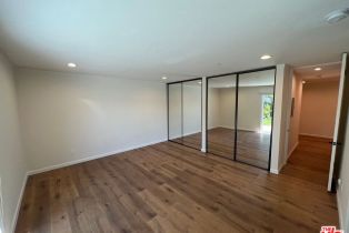 , 12201 Mclennan ave, Granada Hills, CA 91344 - 7