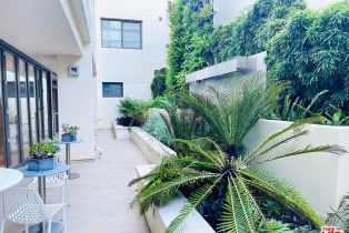 , 1122 Gayley, Westwood, CA 90024 - 28