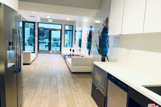 , 1122 Gayley, Westwood, CA 90024 - 26