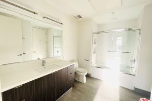 , 1122 Gayley, Westwood, CA 90024 - 12