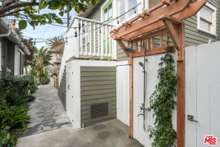, 2704 3rd Street, Santa Monica, CA 90405 - 32