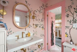 , 2704 3rd Street, Santa Monica, CA 90405 - 14