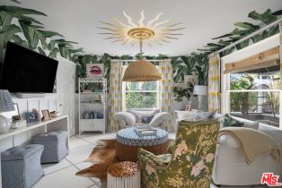 , 2704 3rd Street, Santa Monica, CA 90405 - 5