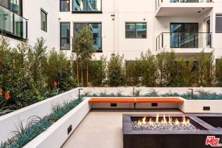 , 10310 Santa Monica blvd, Westwood, CA 90025 - 28