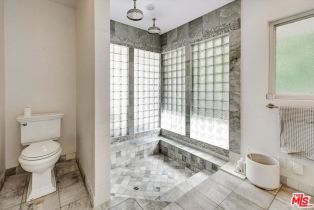 Single Family Residence, 3530 Royal Woods dr, Sherman Oaks, CA 91403 - 17