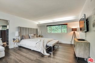 Single Family Residence, 3530 Royal Woods dr, Sherman Oaks, CA 91403 - 16