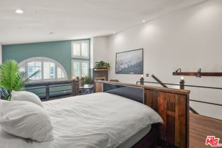 Condominium, 10926 Bluffside dr, Studio City, CA 91604 - 14