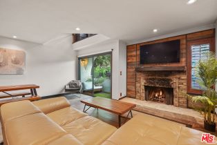 Condominium, 10926 Bluffside dr, Studio City, CA 91604 - 2