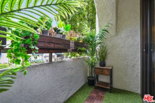 Condominium, 10926 Bluffside dr, Studio City, CA 91604 - 22