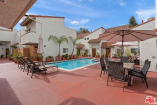 Condominium, 10926 Bluffside dr, Studio City, CA 91604 - 26