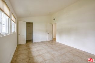 Single Family Residence, 20546 Miranda pl, Woodland Hills, CA 91367 - 22