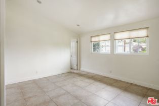 Single Family Residence, 20546 Miranda pl, Woodland Hills, CA 91367 - 19